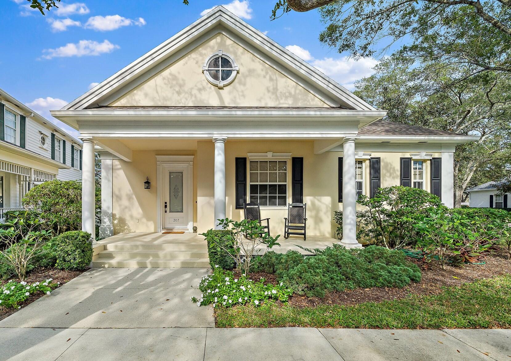 307 Sweet Bay A exterior