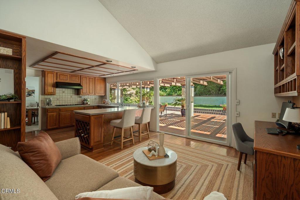 2909 Hopeton Road La Crescenta, CA 91214 - Photo 11 of 34 12-HopetonRd-9804d727a3