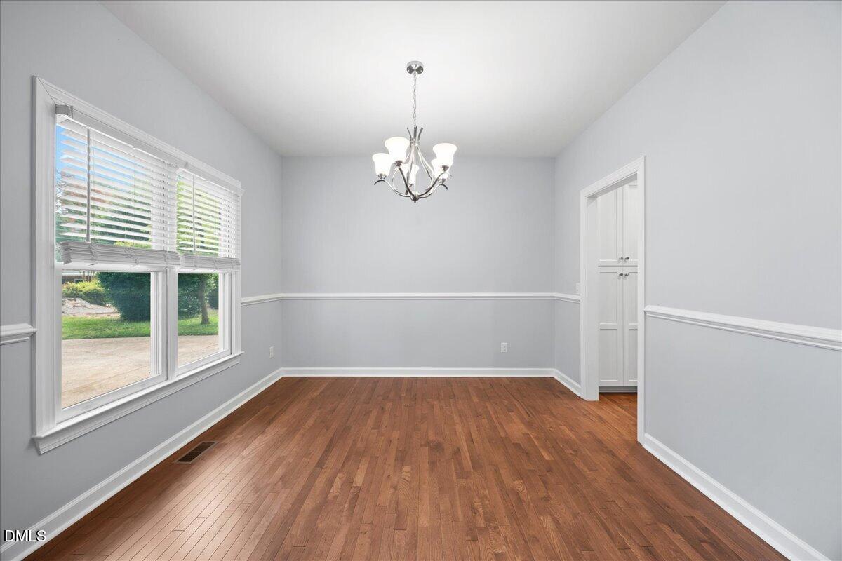 4616 Thendara Way Raleigh, NC 27612 - Photo 4 of 35 02-2A1A1704