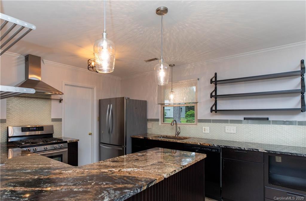 1093 Hensley Road Fort Mill, SC 29715 - Photo 8 of 27