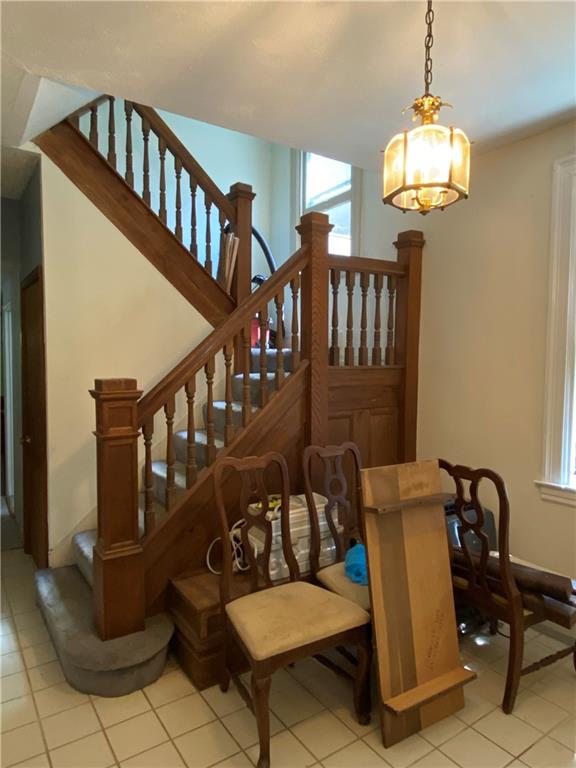 330 Eicher Road Pittsburgh, PA 15237 - Photo 3 of 25 Gallery Image 3