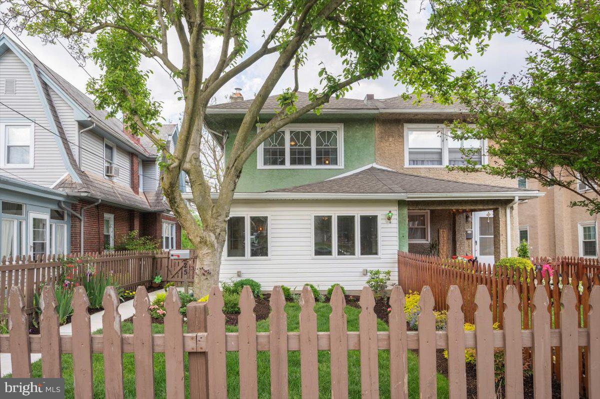 25 Waverly Road Havertown, PA 19083 - Photo 2 of 31