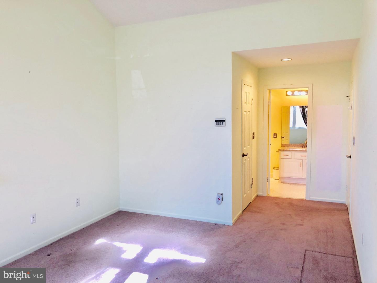 67 Winthrop Road, Unit B Monroe Township, NJ 08831 - Photo 12 of 23 Gallery Image 12