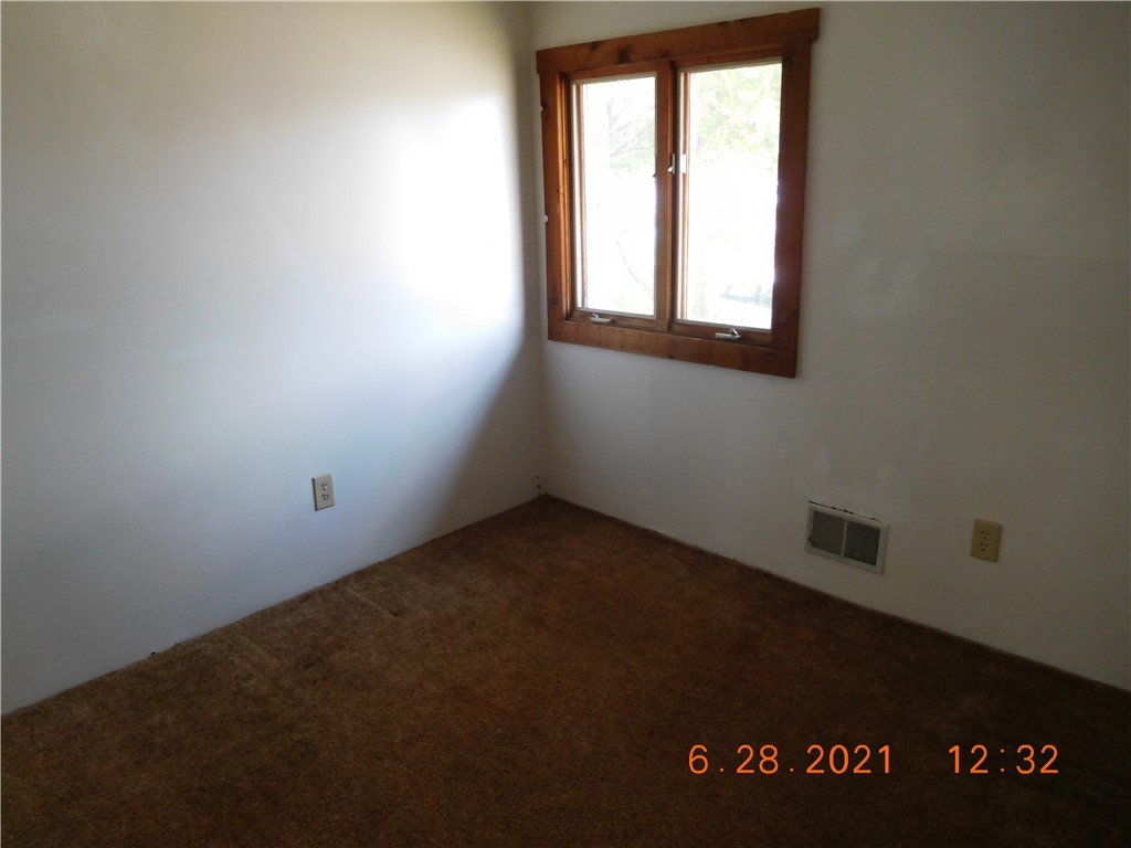 14 Lake Road Webster, NY 14580 - Photo 10 of 16