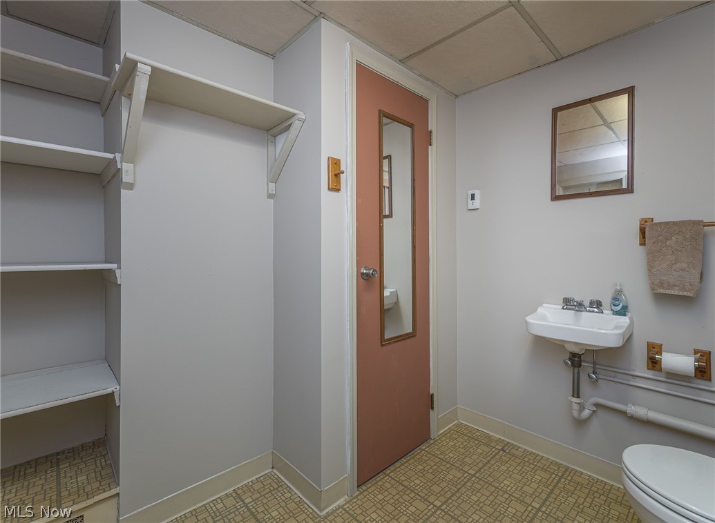 1501 Lorimer Road Cleveland, OH 44134 - Photo 24 of 27