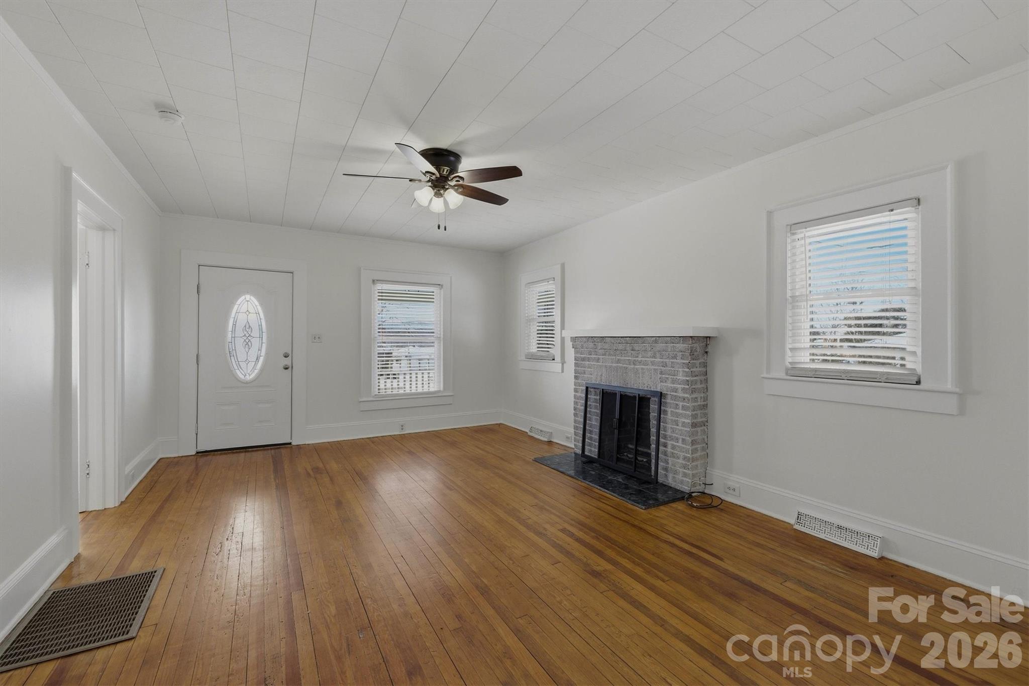 112 Myrtle Street Morganton, NC 28655 - Photo 3 of 16