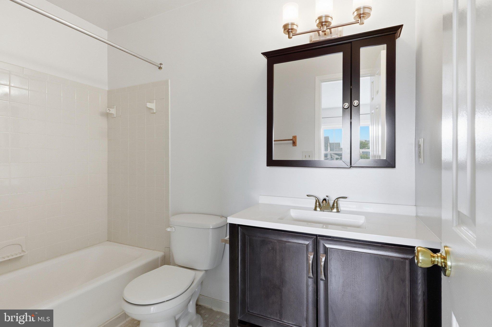 3928 9th Road South Arlington, VA 22204 - Photo 15 of 32 Gallery Image 15