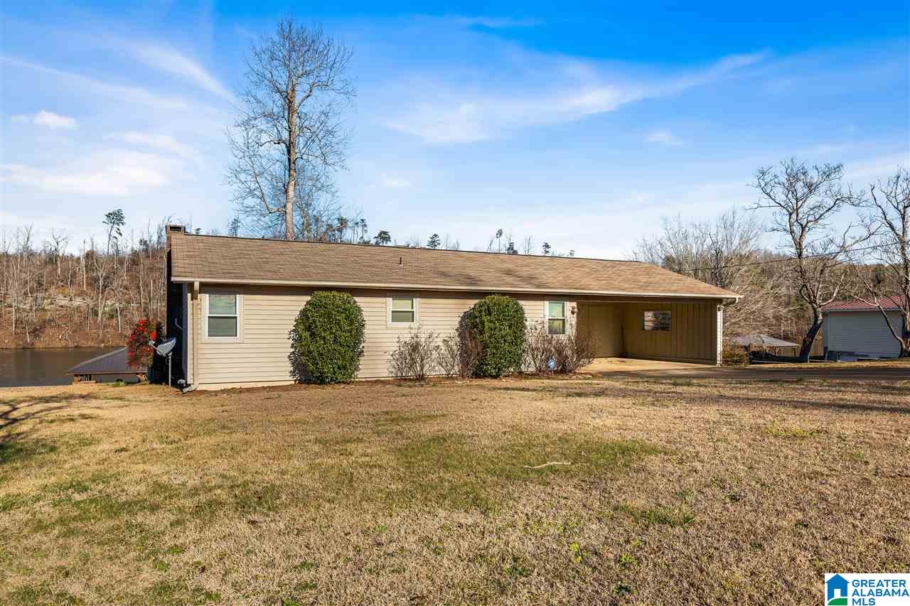 244 Lakeshore Lane Oneonta, AL 35121 - Photo 3 of 23
