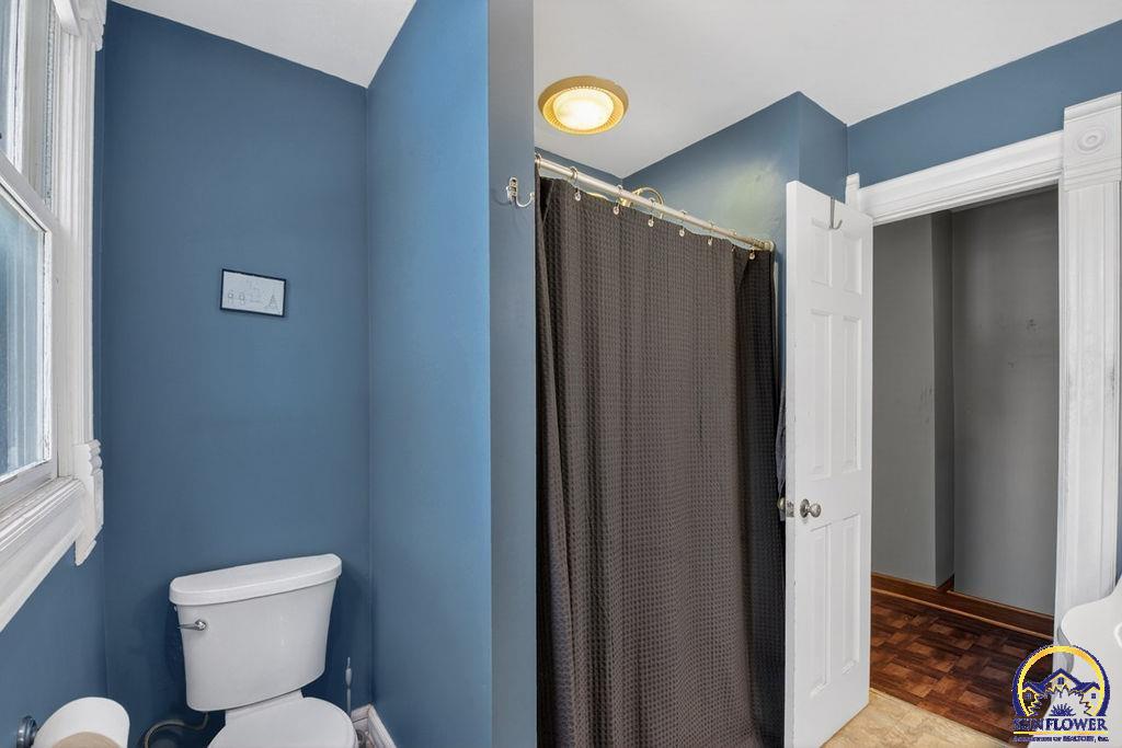 1501 Southwest Mulvane Street Topeka, KS 66604 - Photo 40 of 55