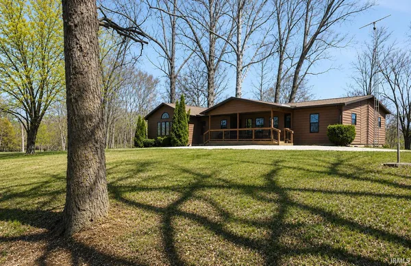 $290,900 | 2266 VFW Road, Mitchell, IN 47446