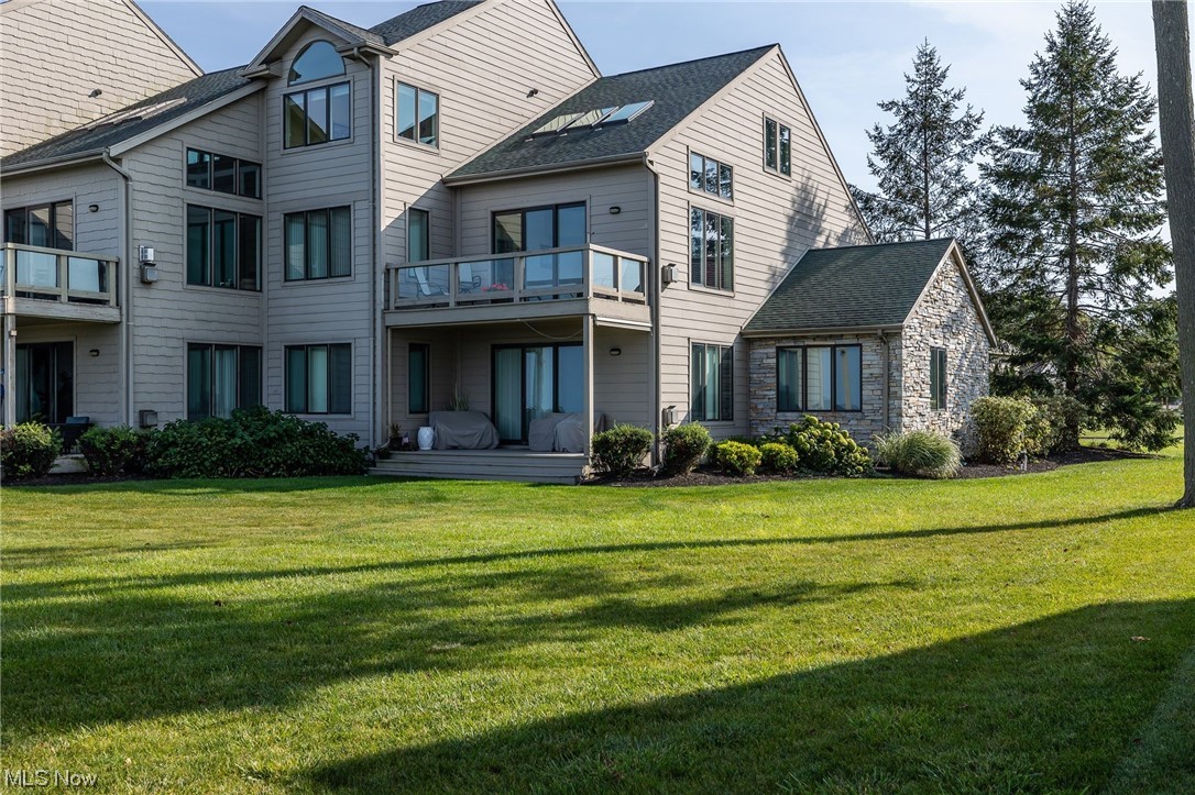 126 Turtle Bay Huron, OH 44839 - Photo 3 of 25 Gallery Image 3