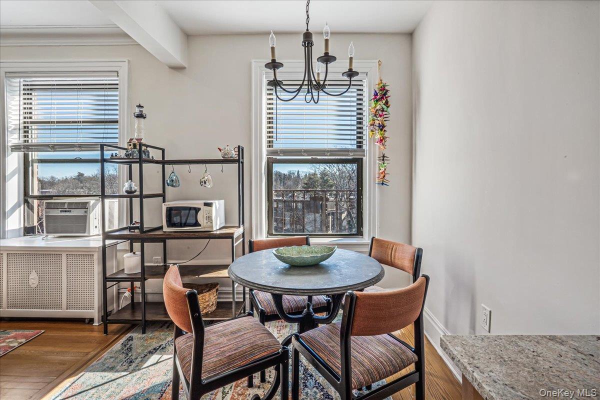 37 Brompton Road, Unit 6D Great Neck, NY 11021 - Photo 8 of 17