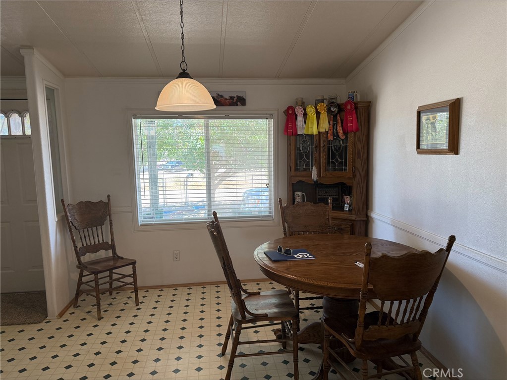 6473 Chevoit Road Phelan, CA 92371 - Photo 9 of 69