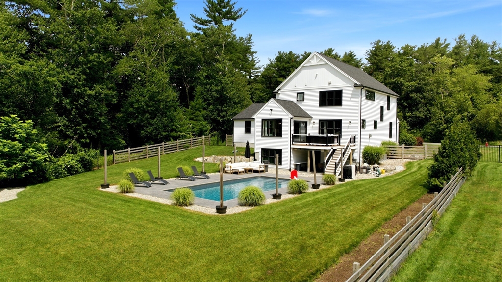 3 Trinity Circle Bridgewater, MA 02324 - Photo 9 of 42