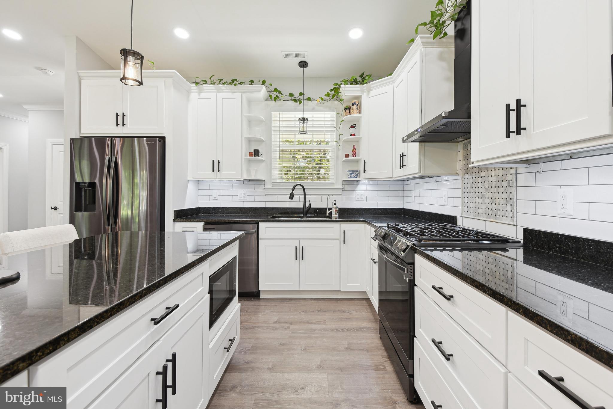 14205 Burning Bush Lane Silver Spring, MD 20906 - Photo 12 of 39