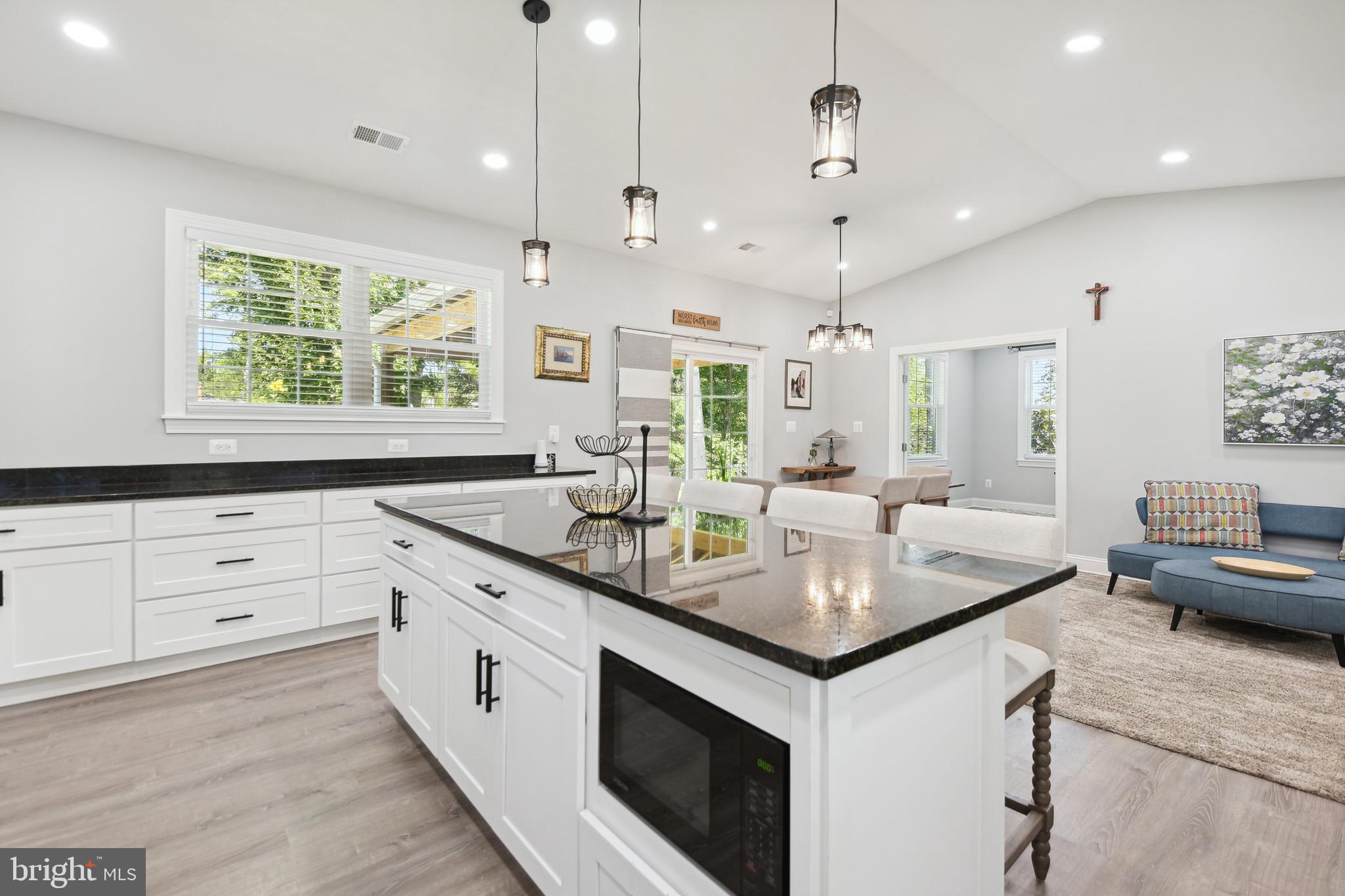 14205 Burning Bush Lane Silver Spring, MD 20906 - Photo 13 of 39