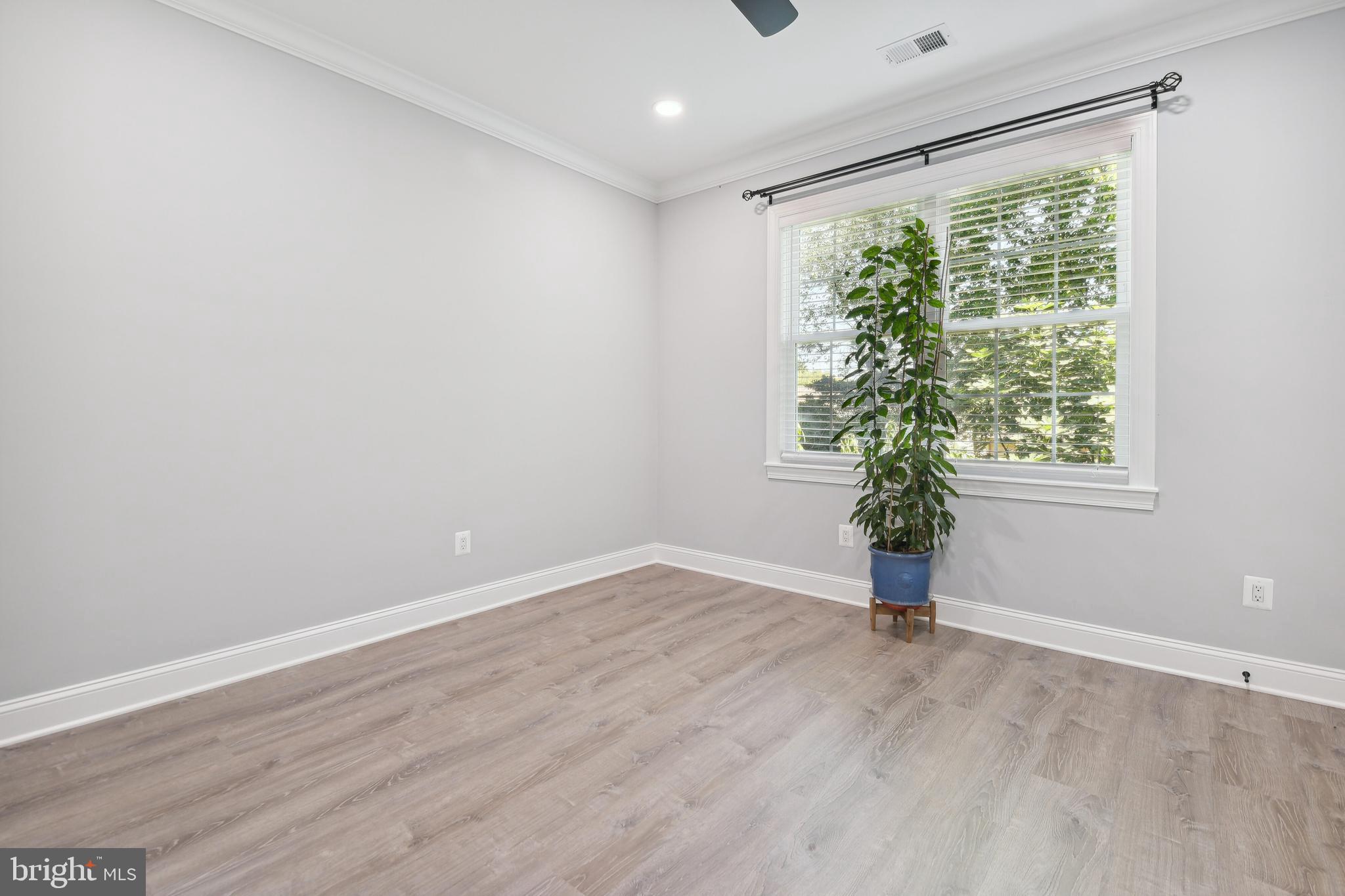 14205 Burning Bush Lane Silver Spring, MD 20906 - Photo 24 of 39