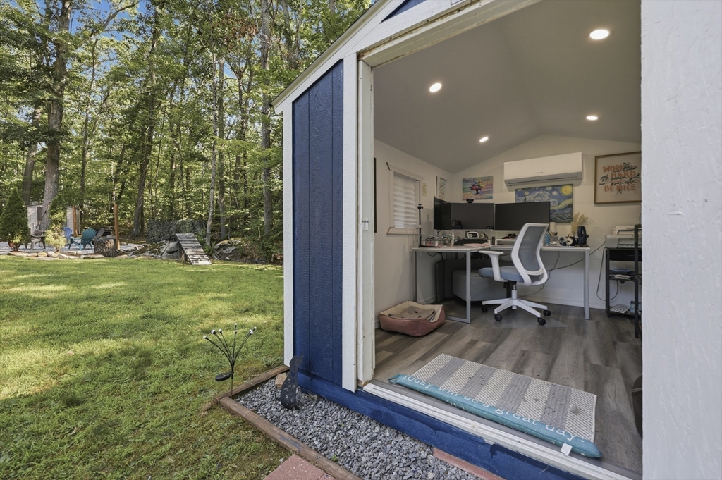 43 Seaverns Bridge Road Merrimack, NH 03054 - Photo 30 of 41 Gallery Image 30