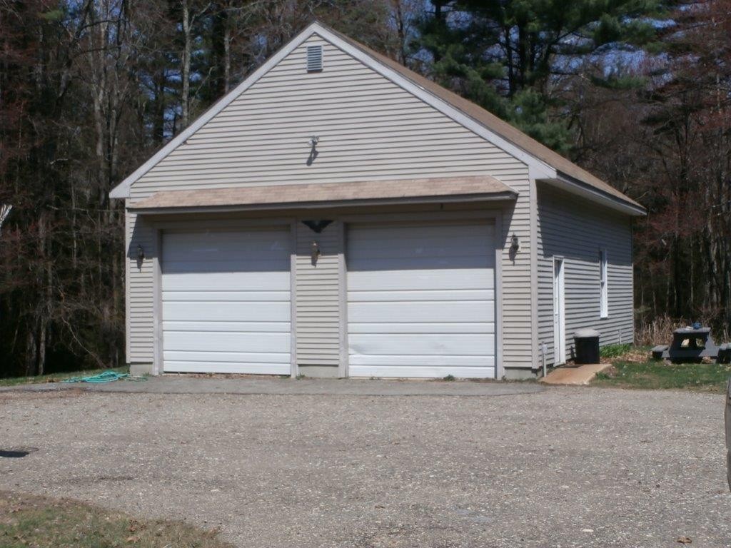 83 Edson Road Oakham, MA 01068 - Photo 4 of 30
