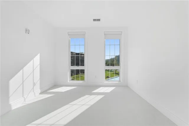 $889,367 | 1 1st Street, Unit 209, Oakmont, PA 15139