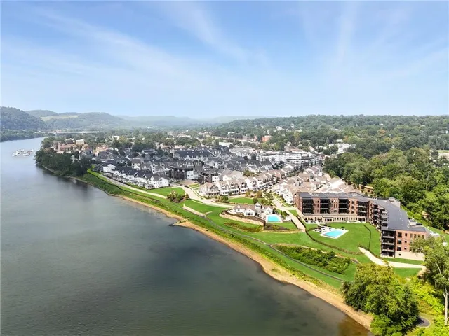 $889,367 | 1 1st Street, Unit 209, Oakmont, PA 15139