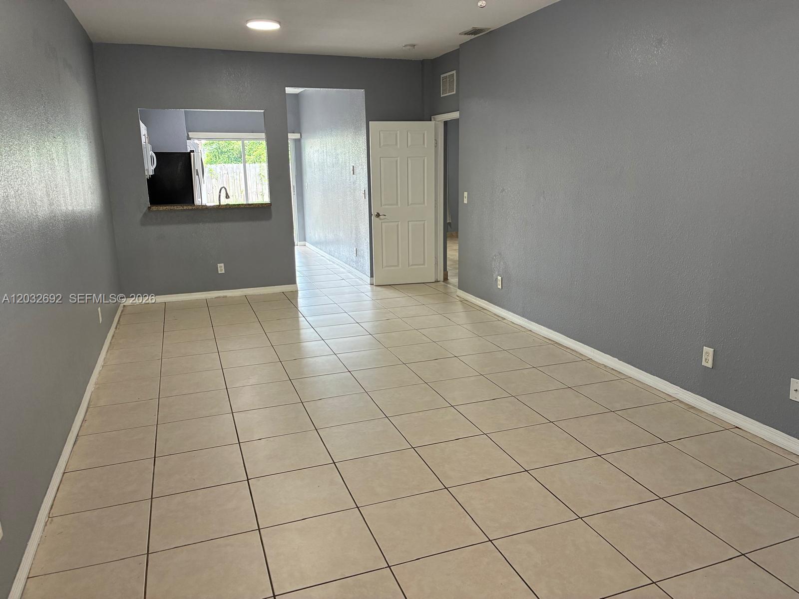 55 Southwest 14th Terrace, Unit 55 Homestead, FL 33030 - Photo 3 of 27