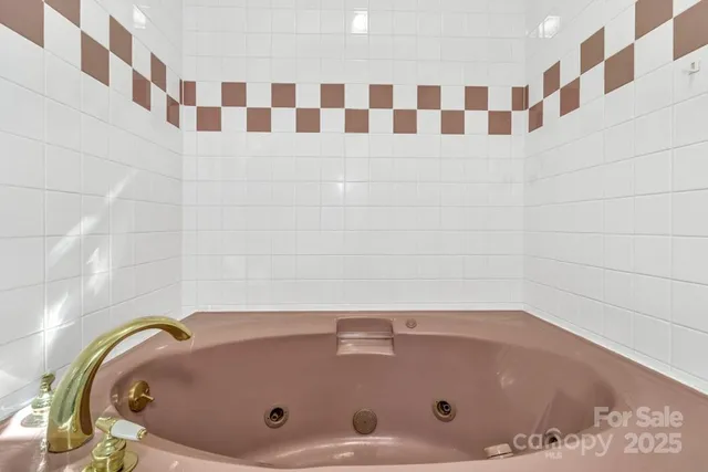 a bathroom with a sink and toilet