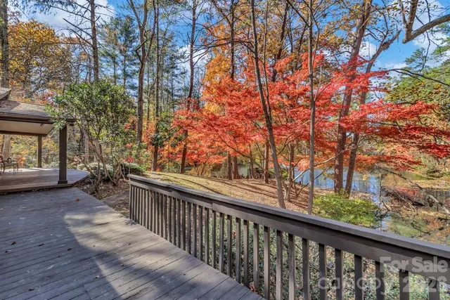 $1,400,000 | 111 Hidden Pond Lane, Asheville, NC 28804