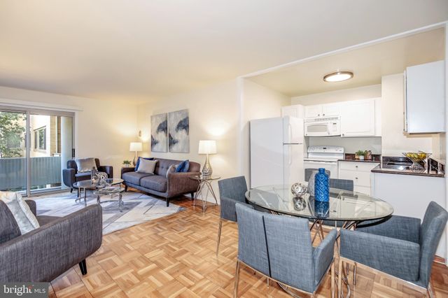 $241,000 | 4600 Connecticut Avenue Northwest, Unit 203, Washington, DC 20008