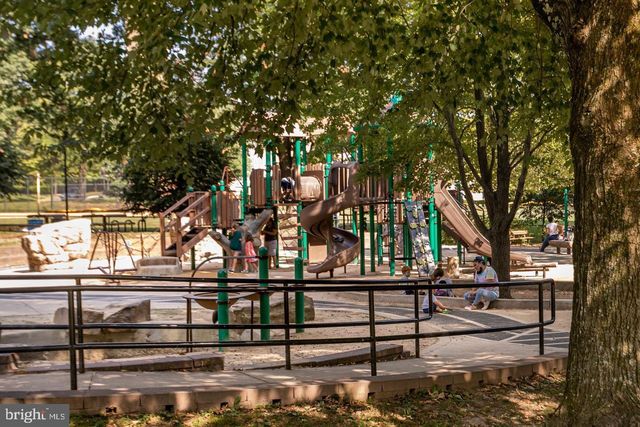 $241,000 | 4600 Connecticut Avenue Northwest, Unit 203, Washington, DC 20008