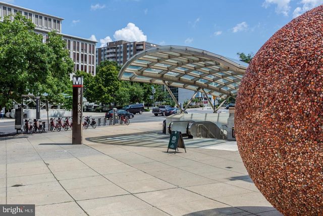 $241,000 | 4600 Connecticut Avenue Northwest, Unit 203, Washington, DC 20008