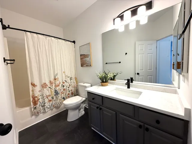 $335,000 | 5293 Pebble Lane, Crystal Lake, IL 60012