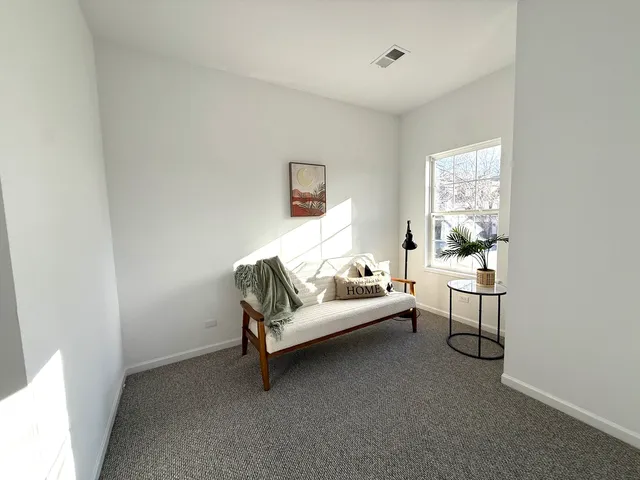 $335,000 | 5293 Pebble Lane, Crystal Lake, IL 60012