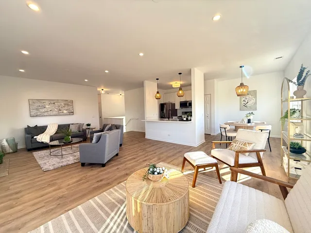 $335,000 | 5293 Pebble Lane, Crystal Lake, IL 60012