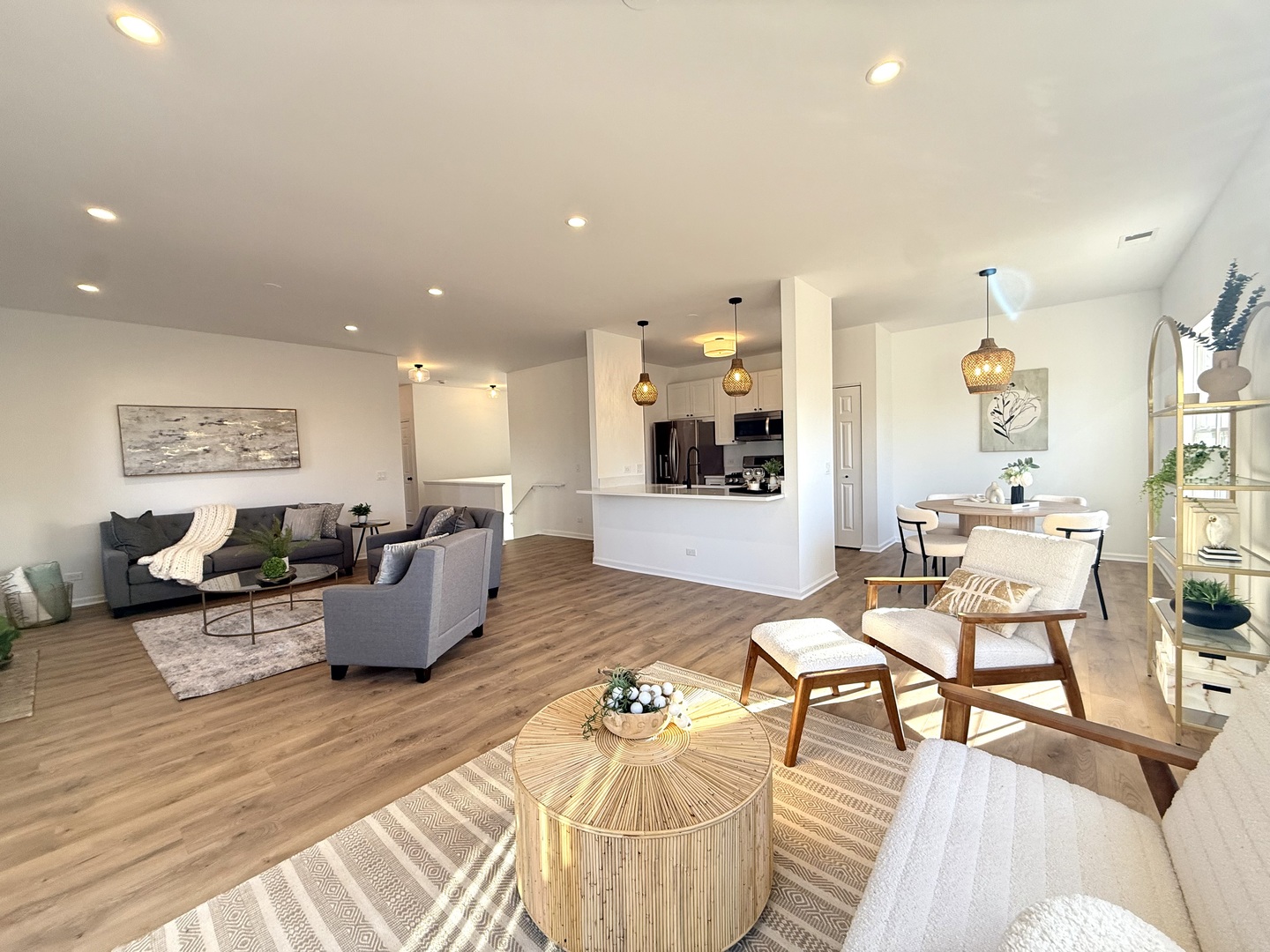 5293 Pebble Lane Crystal Lake, IL 60012 - Photo 4 of 17