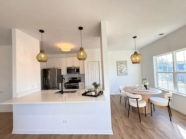 $335,000 | 5293 Pebble Lane, Crystal Lake, IL 60012