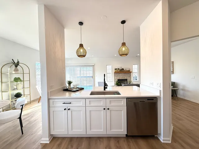 $335,000 | 5293 Pebble Lane, Crystal Lake, IL 60012