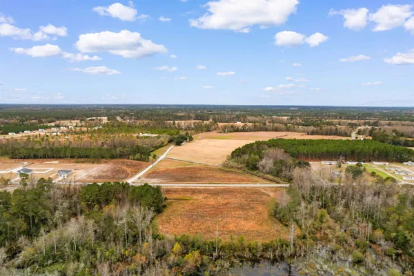 $250,000 | 19 West Highway 19, Loris, SC 29569