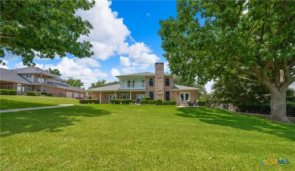 $900,000 | 617 Bluebonnet Lane, Temple, TX 76502