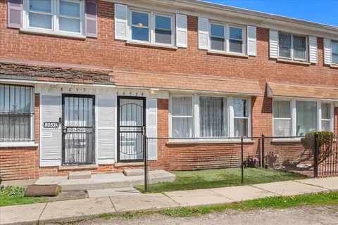 $165,000 | 8053 South Stewart Avenue, Unit B, Chicago, IL 60620