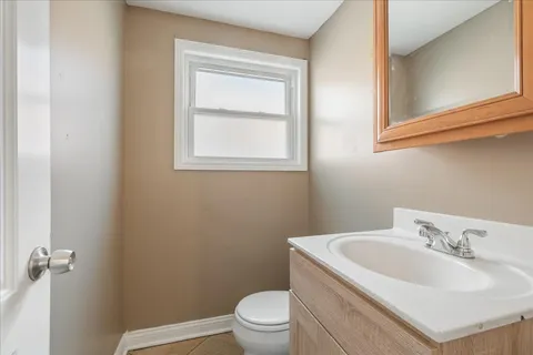 $165,000 | 8053 South Stewart Avenue, Unit B, Chicago, IL 60620