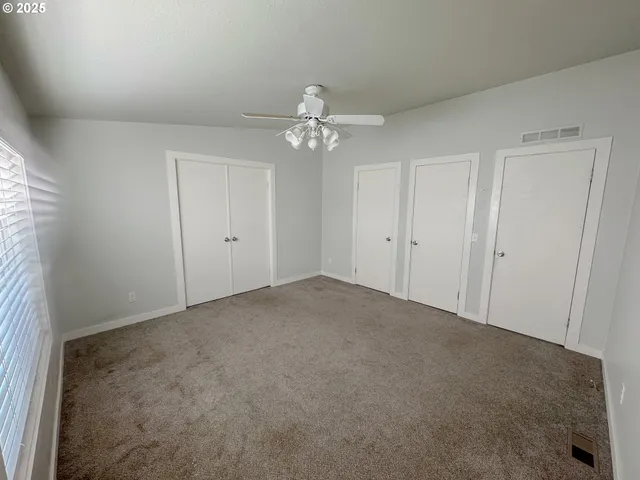 $249,900 | 1655 South Elm Street, Canby, OR 97013