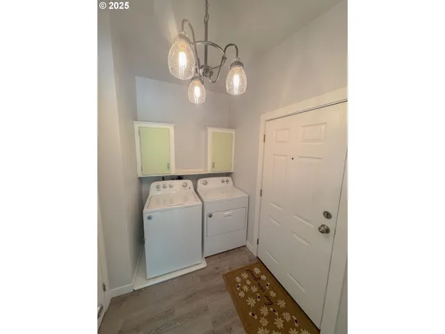 $249,900 | 1655 South Elm Street, Canby, OR 97013