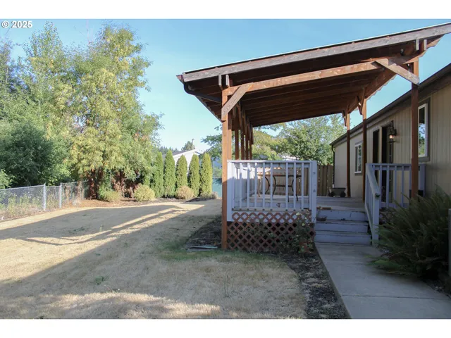 $249,900 | 1655 South Elm Street, Canby, OR 97013