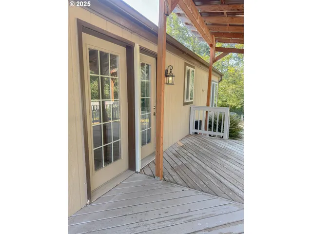 $249,900 | 1655 South Elm Street, Canby, OR 97013