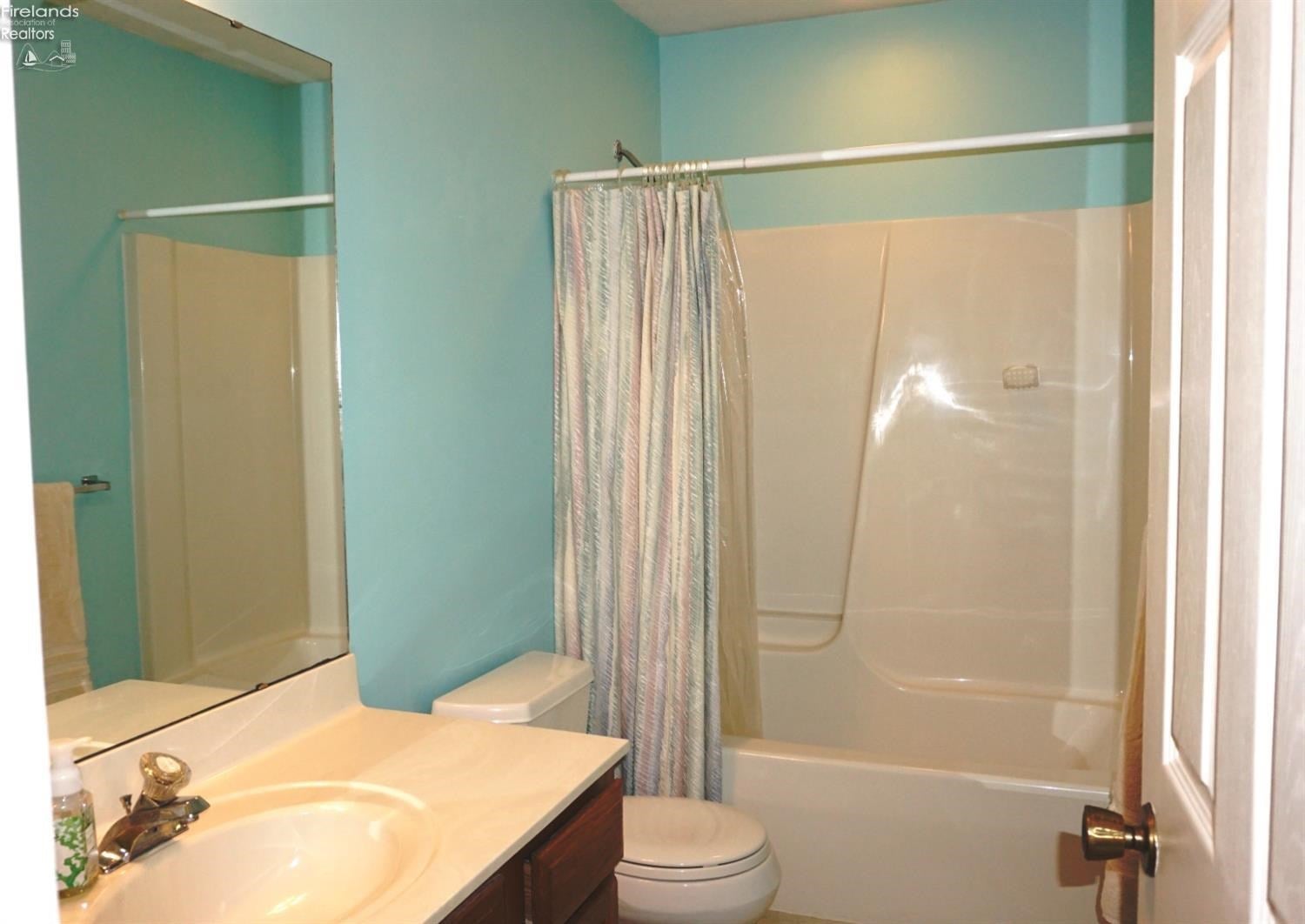 1108 Mudbrook Road Huron, OH 44839 - Photo 26 of 39 Gallery Image 26
