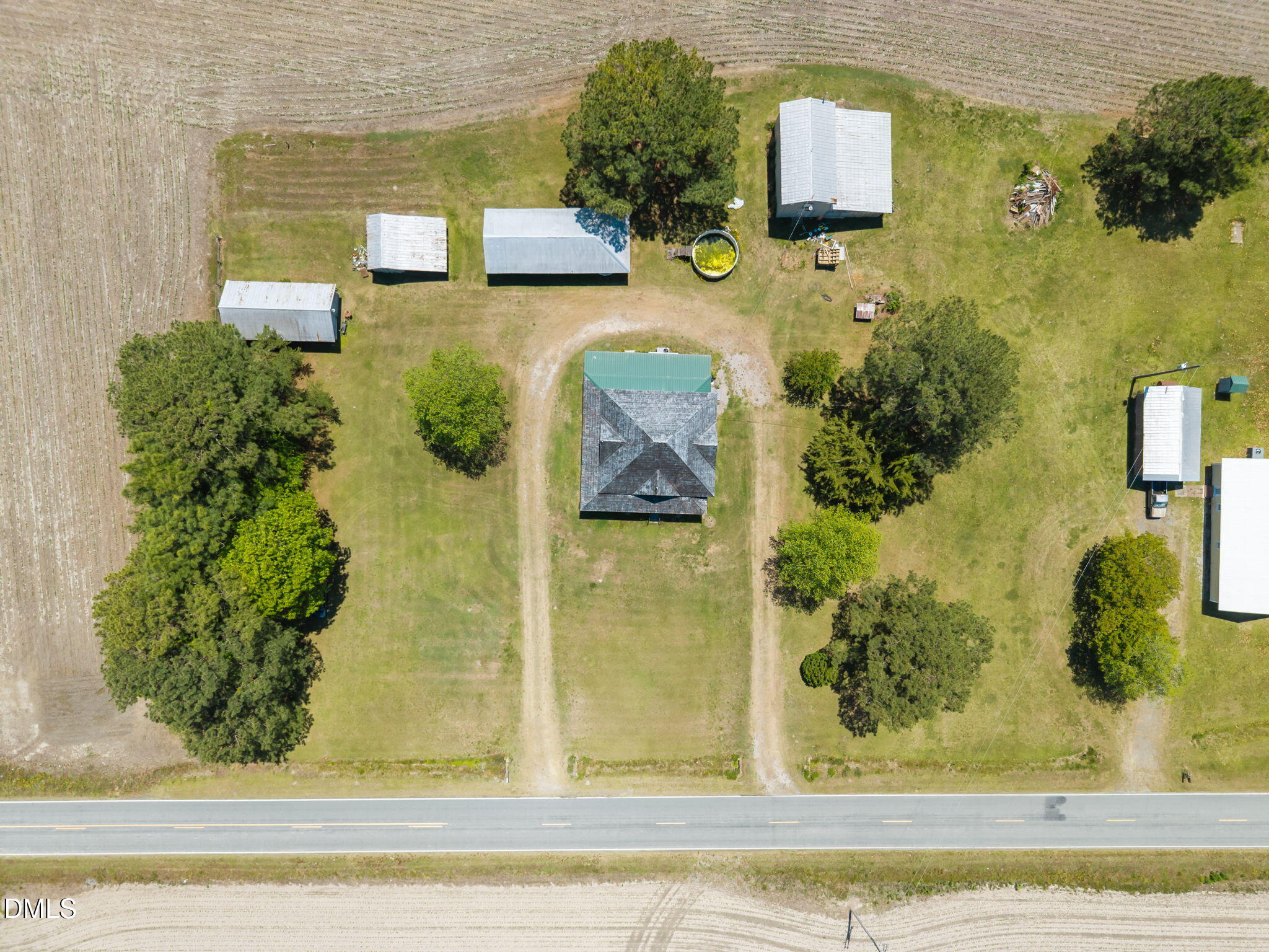 754 5 Points Road Benson, NC 27504 - Photo 7 of 28 22-web-or-mls-DJI_20260504133222_0043_D