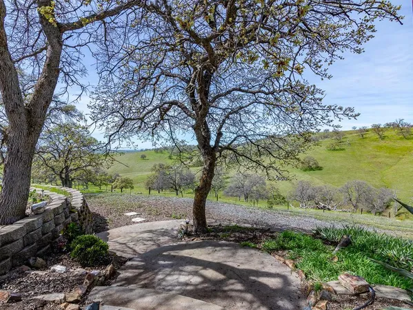 $645,000 | 9883 Hernandez Drive, La Grange, CA 95329