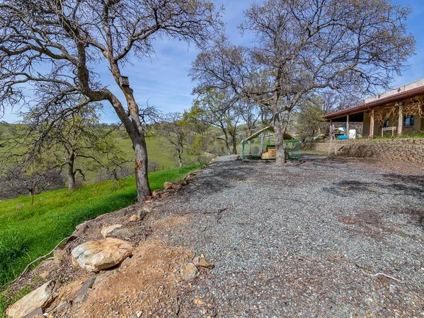 $599,000 | 9883 Hernandez Drive, La Grange, CA 95329