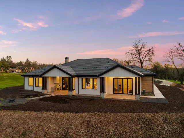 $1,750,000 | 23638 Ironwood Court, Auburn, CA 95602